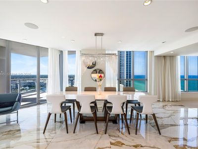 3535 Ocean Dr APT 2106