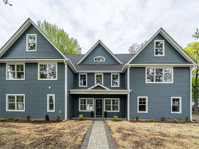 492 Queen Anne Rd