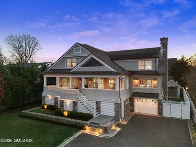 7 Grimes Rd