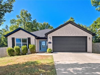 234 Alexandra Loop