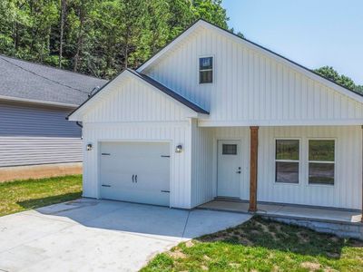 2004 Woods Smith Rd NW
