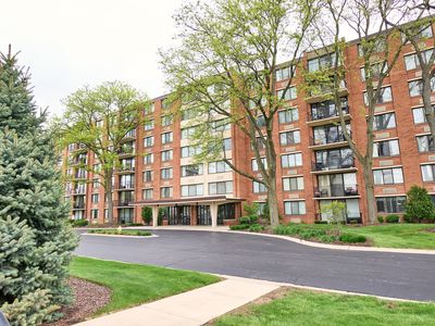 2000 Saint Regis Dr APT 1B