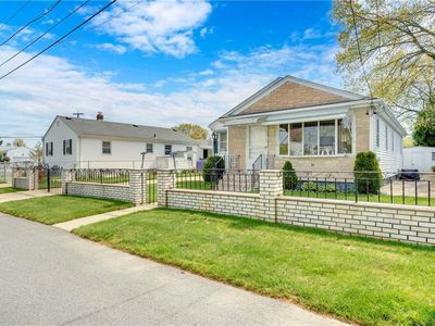 8 N Rose St