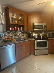 3 Greenway Village N #202