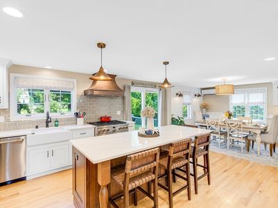 5 Virginia Ln
