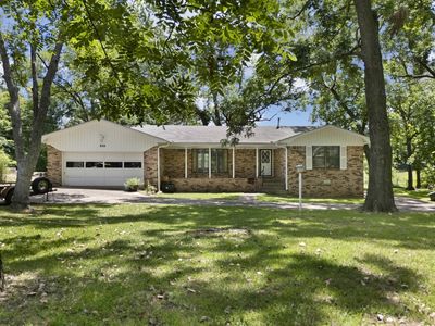 830 Layne Dr
