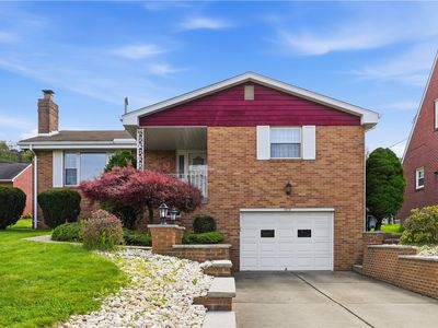 1618 Ridge Ave