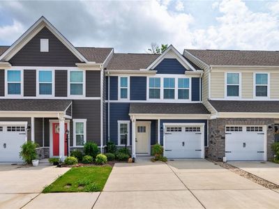 1605 Redwing Arch