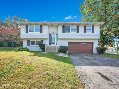 32 Laflin Rd