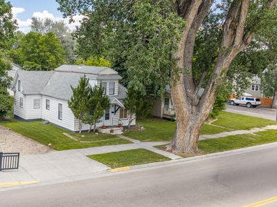 183 W 5th St