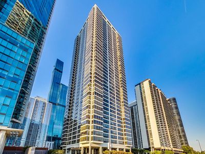 360 E Randolph St APT 1401