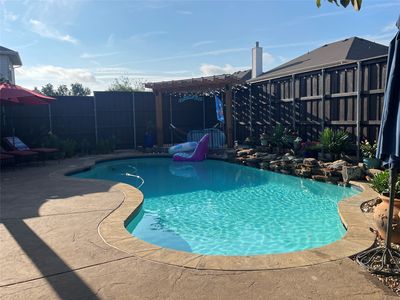 3213 Hoover Dr