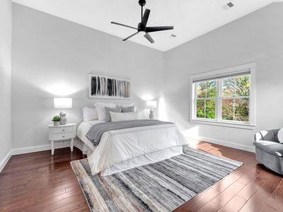 9 Plum St #9