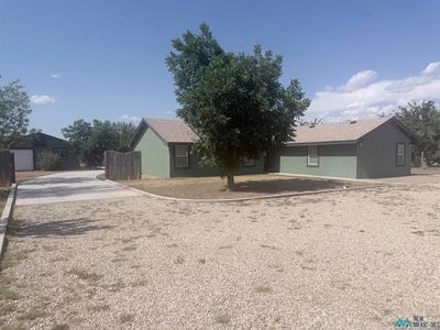 808 W Castleberry Rd