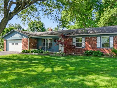 7034 Maryvale Ct