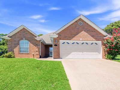 1801 Hollylake Cir