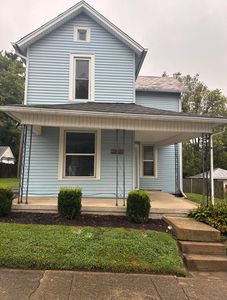 1318 W Maple St