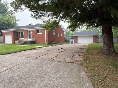 13490 Brainwood Ave
