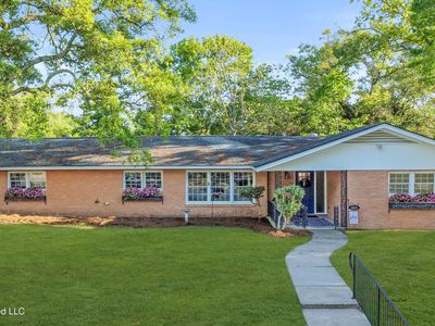 2601 Evergreen Ln