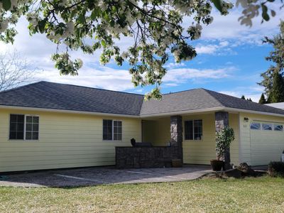 865 SW 24th Ct