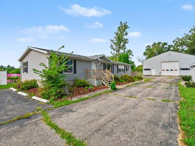 Property at 546 Wall St, Ionia, MI