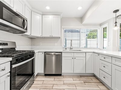 Property at 6835 Danvers Dr, Garden Grove, CA