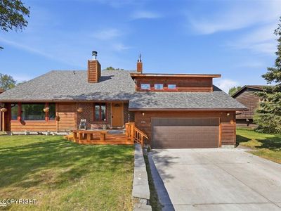 1506 Toyon Way