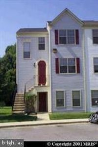 30 Sandstone Ct