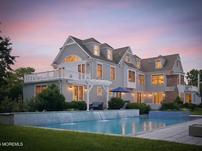 13 Rivers Edge Drive