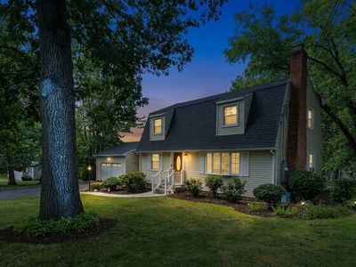 281 Newton Rd