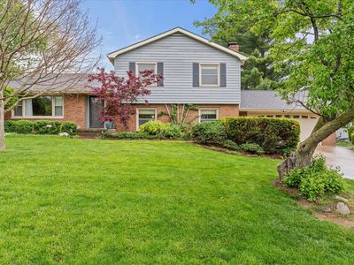208 S Meadowhill Ln