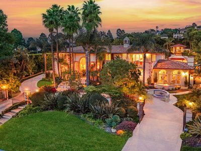 1502 Paseo La Cresta