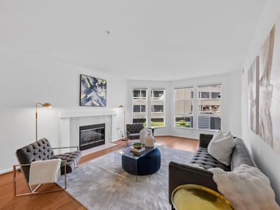 860 Meridian Bay Ln Unit 135