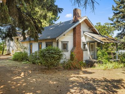 21555 NE Sunnycrest Rd