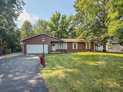 1709 W South Shore Dr