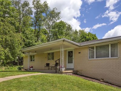 115 Montgomery Dr