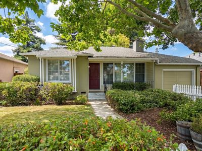 823 7th Ave