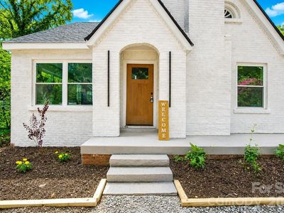 4115 N Sharon Amity Rd
