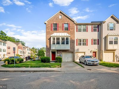 923 Hopkins Cor