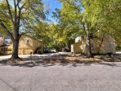 114 E Charlotte Avenue 518 N