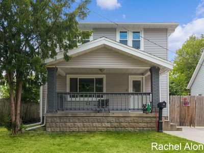 1112 Dickinson St SE