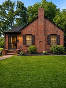 3414 Woodlawn Ave