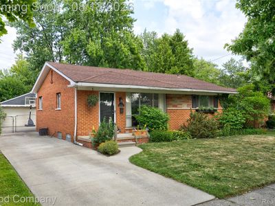 220 N Webik Ave