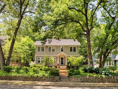 85 Oakland Ave