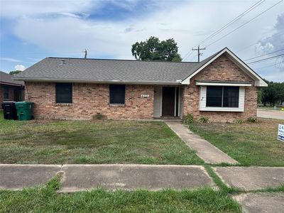 803 Shawnee St