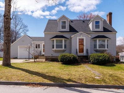 12 Middlesex Ave