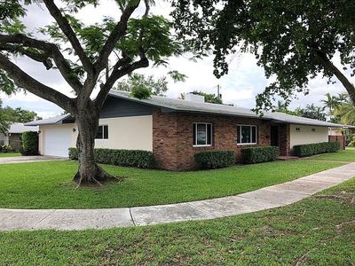 1385 Miami Springs Ave