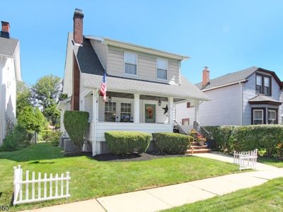 35 Essex Ave