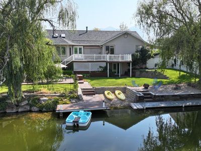 208 N Lakeview