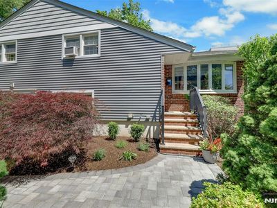 19 Thames Blvd